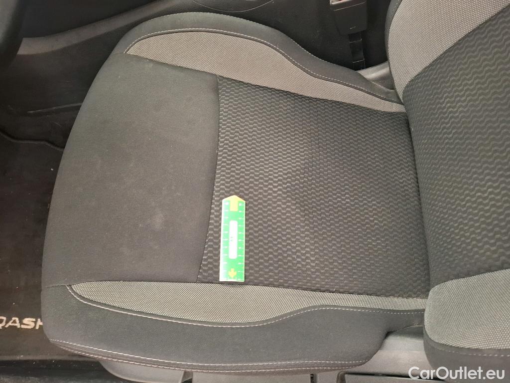  Nissan  Qashqai NISSAN  / 2017 / 5P / Crossover 1.5 DCI 115 DCT Business Edition #24