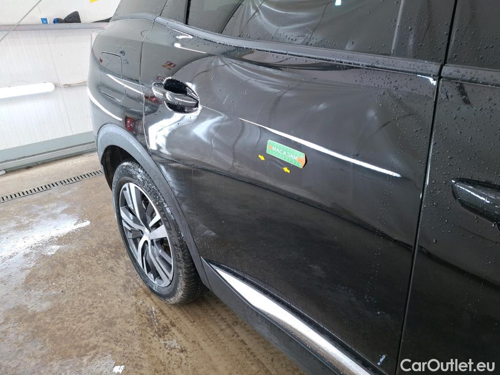  Peugeot  3008 PEUGEOT  / 2020 / 5P / SUV 1.6 HYBRID 225 E-EAT8 Allure Pack #2