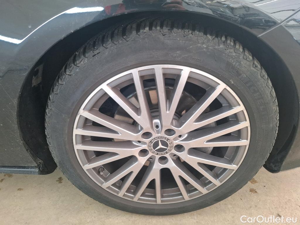  Mercedes  CLA-Klasse MERCEDES-BENZ CLA Coupe  2019  4P  Coupé CLA 180 d Business Line BA8 #57