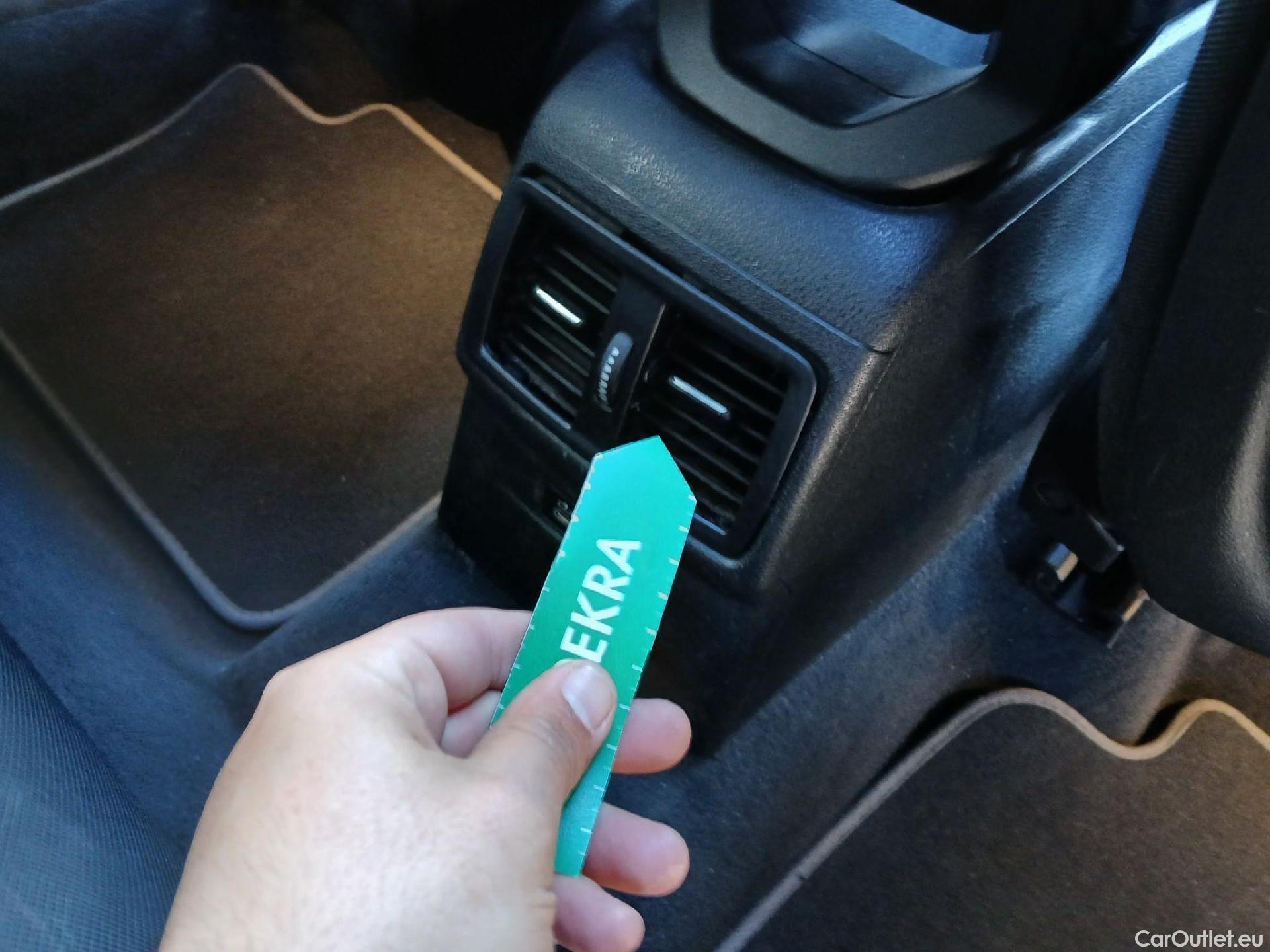  Bmw  X2 BMW  sDrive18i Impulse Steptronic Techo Solar #4