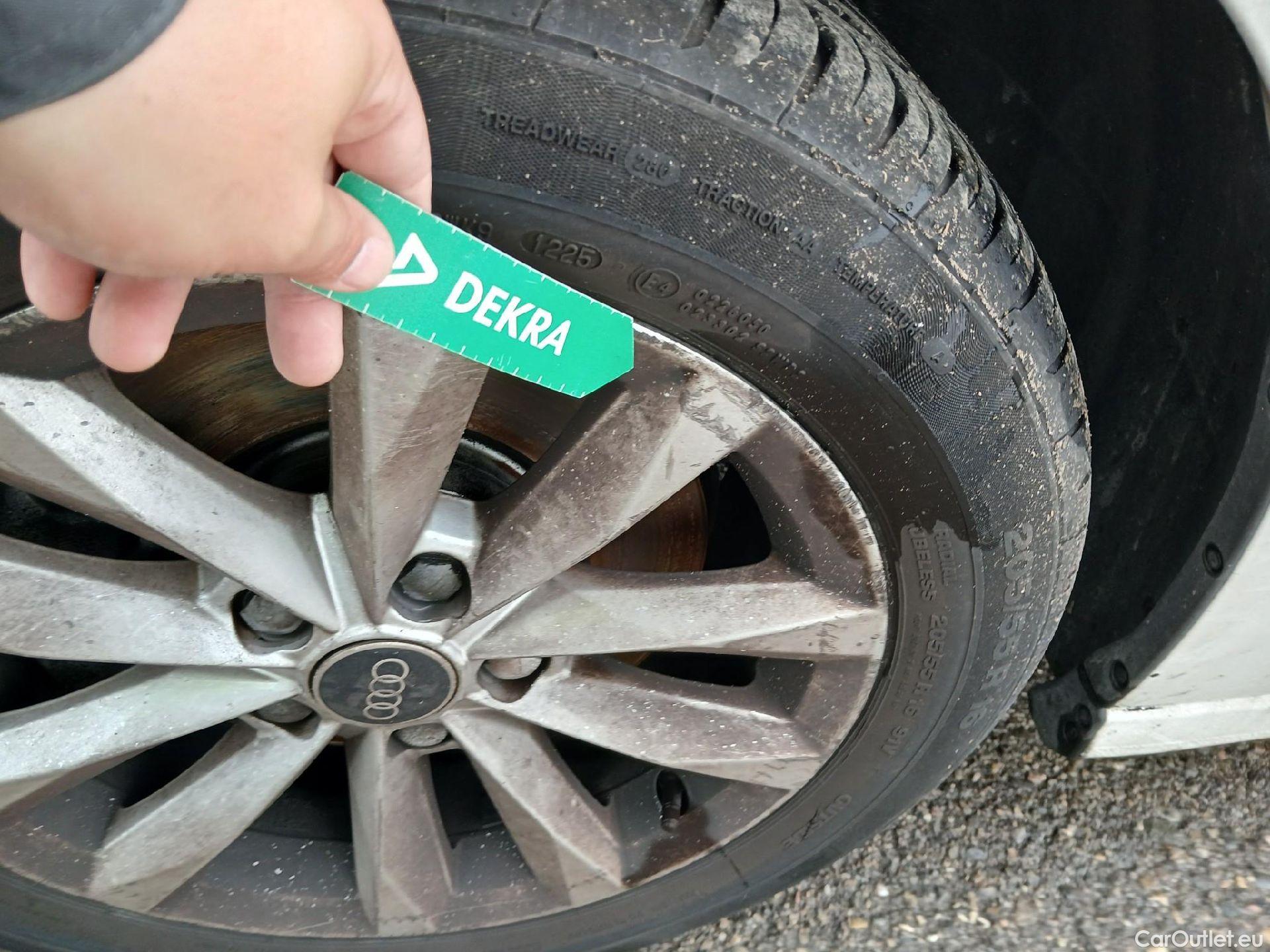  Audi  A3 AUDI  / 2020 / 5P / berlina con portón Sportback 30 TFSI 81kW (110CV) S tronic #16