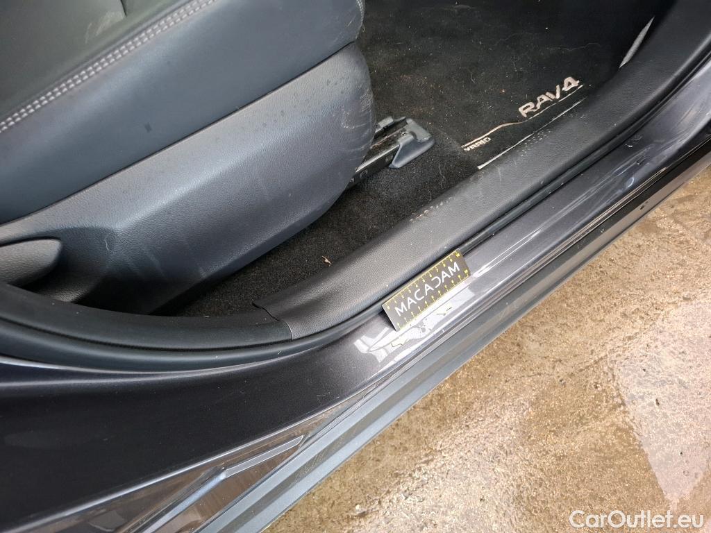  Toyota  RAV4 TOYOTA  Hybride / 2018 / 5P / SUV Hybride 2WD Dynamic Business Beyond Zero #9