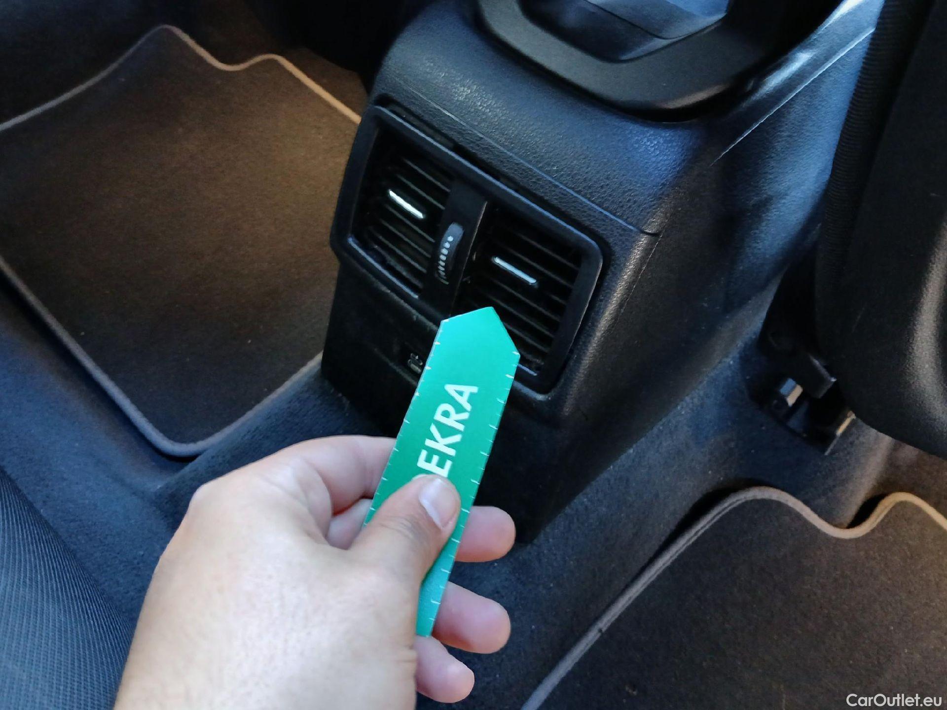  Bmw  X2 BMW  sDrive18i Impulse Steptronic Techo Solar #5