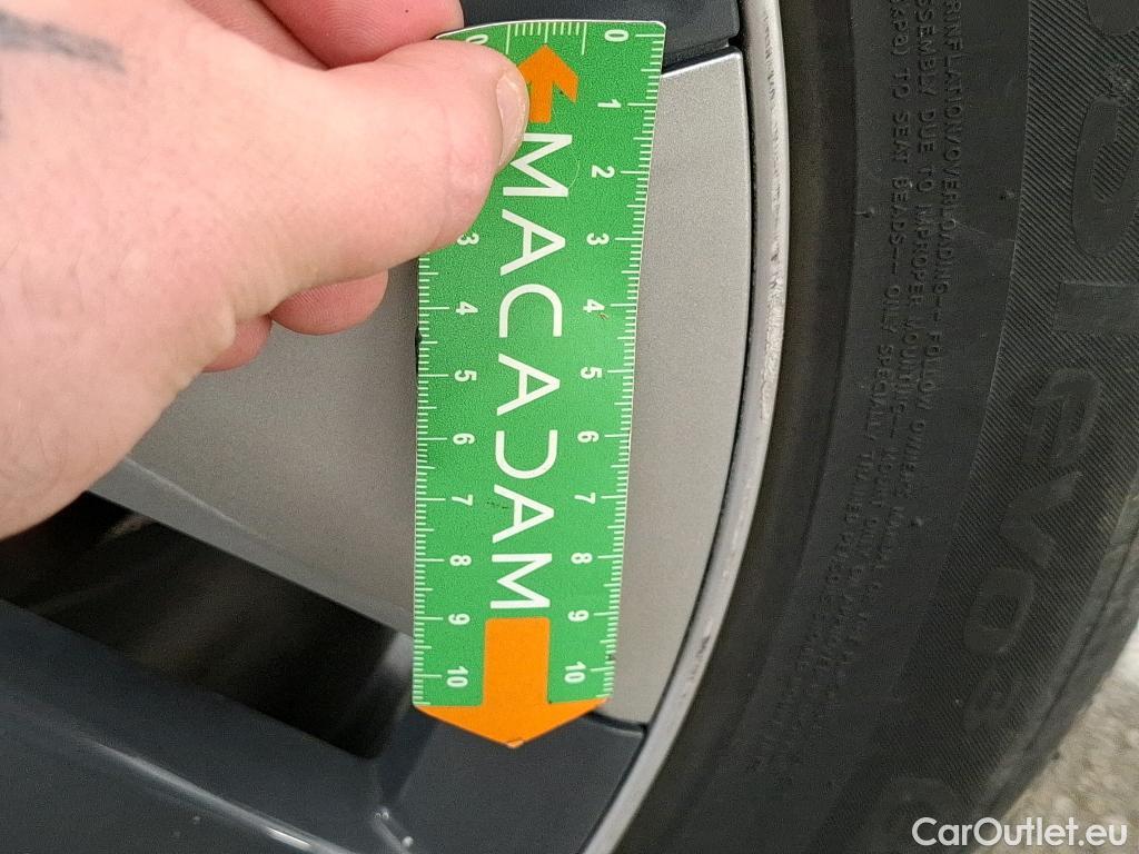  Tesla  Model Y TESLA  / 2021 / 5P / SUV RWD #12