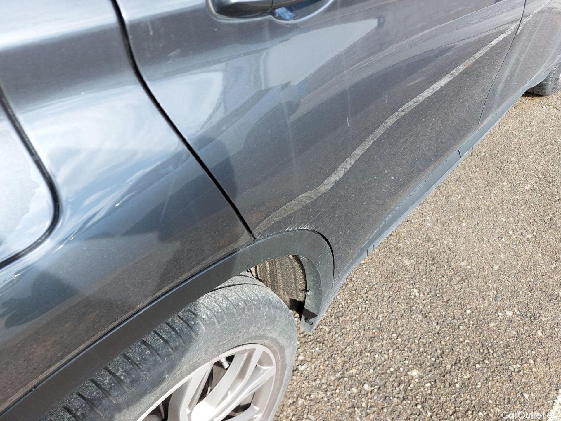  Bmw  X1 BMW  sDrive18i #18