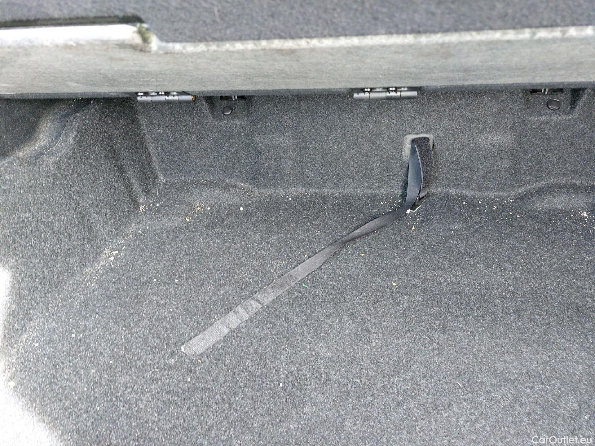  Bmw  X1 BMW  sDrive18i #2