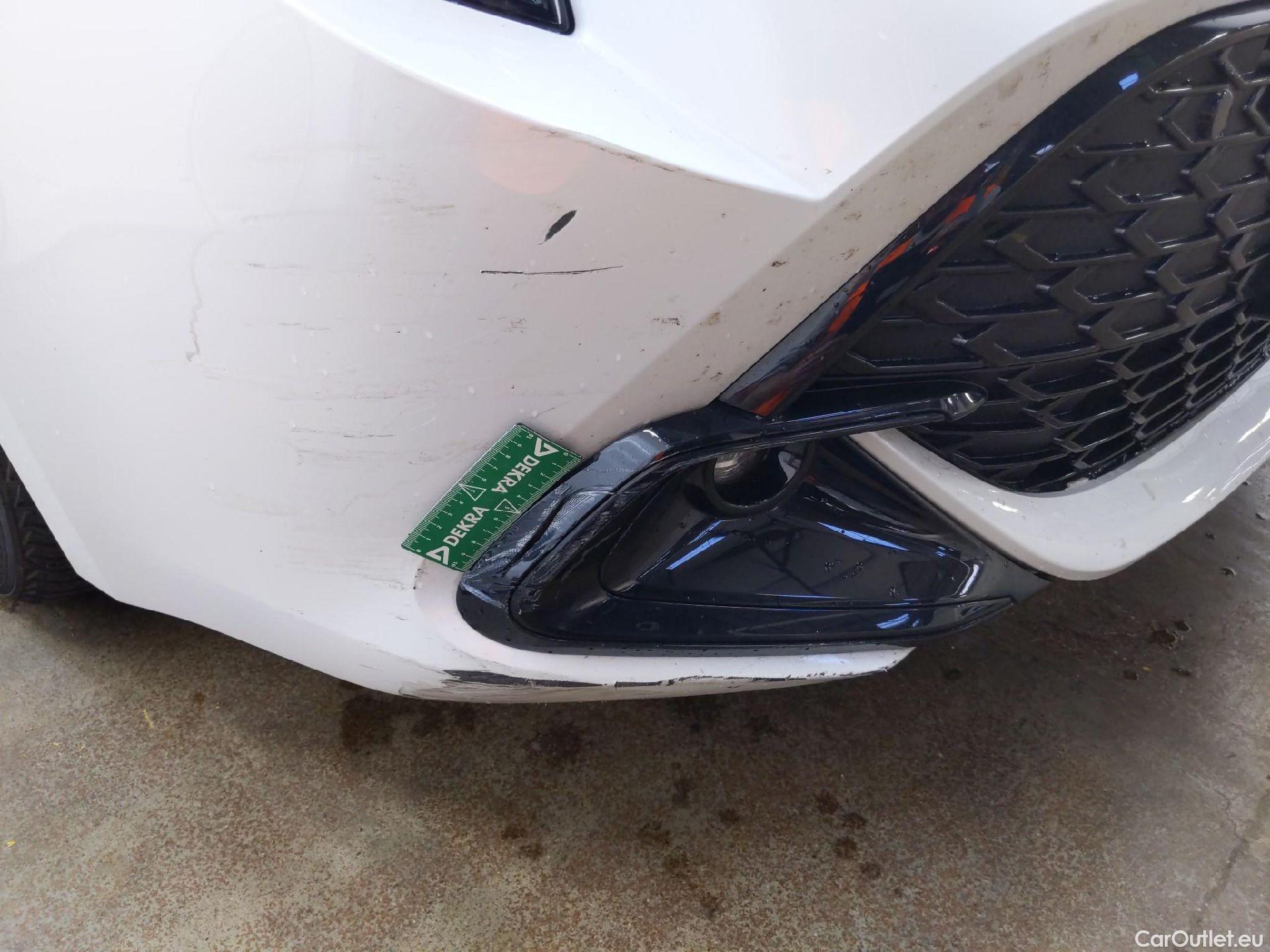  Toyota  Corolla TOYOTA  / 2022 / 5P / Berline Hybride 140h Dynamic #13