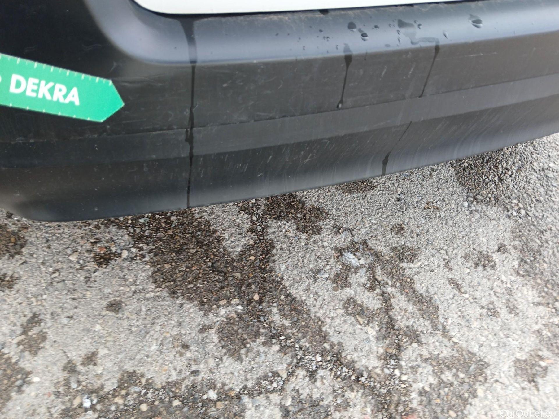  Citroen  C3 CITROEN  / 2020 / 5P / berlina con portón BlueHDi 75KW (100CV) S&S Feel Pack #33