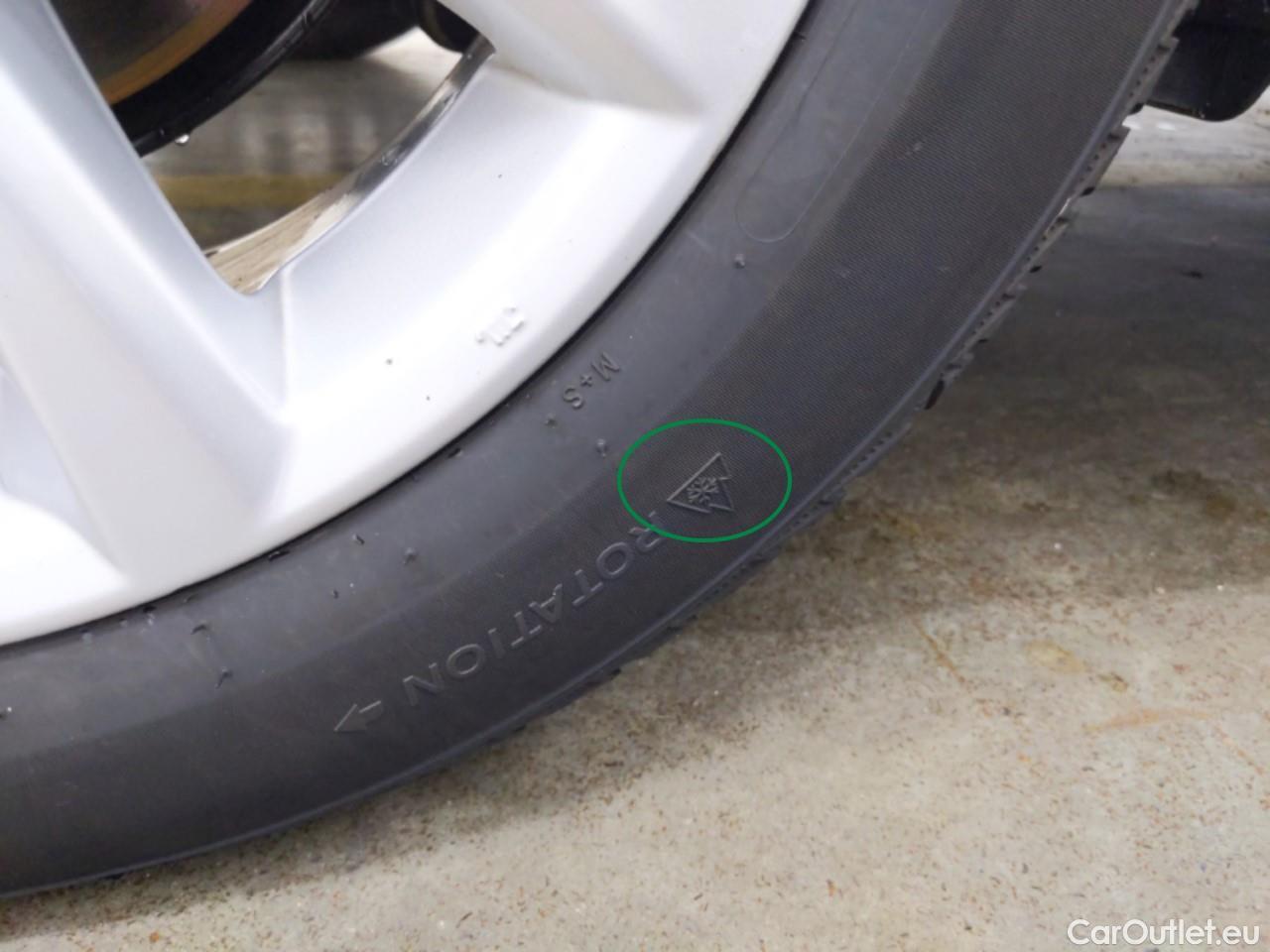  Toyota  Corolla TOYOTA  / 2022 / 5P / Berline Hybride 140h Dynamic #5