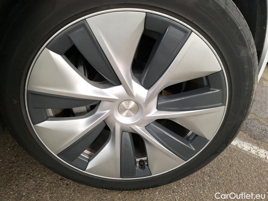  Tesla  Model Y TESLA  / 2021 / 5P / SUV RWD #10