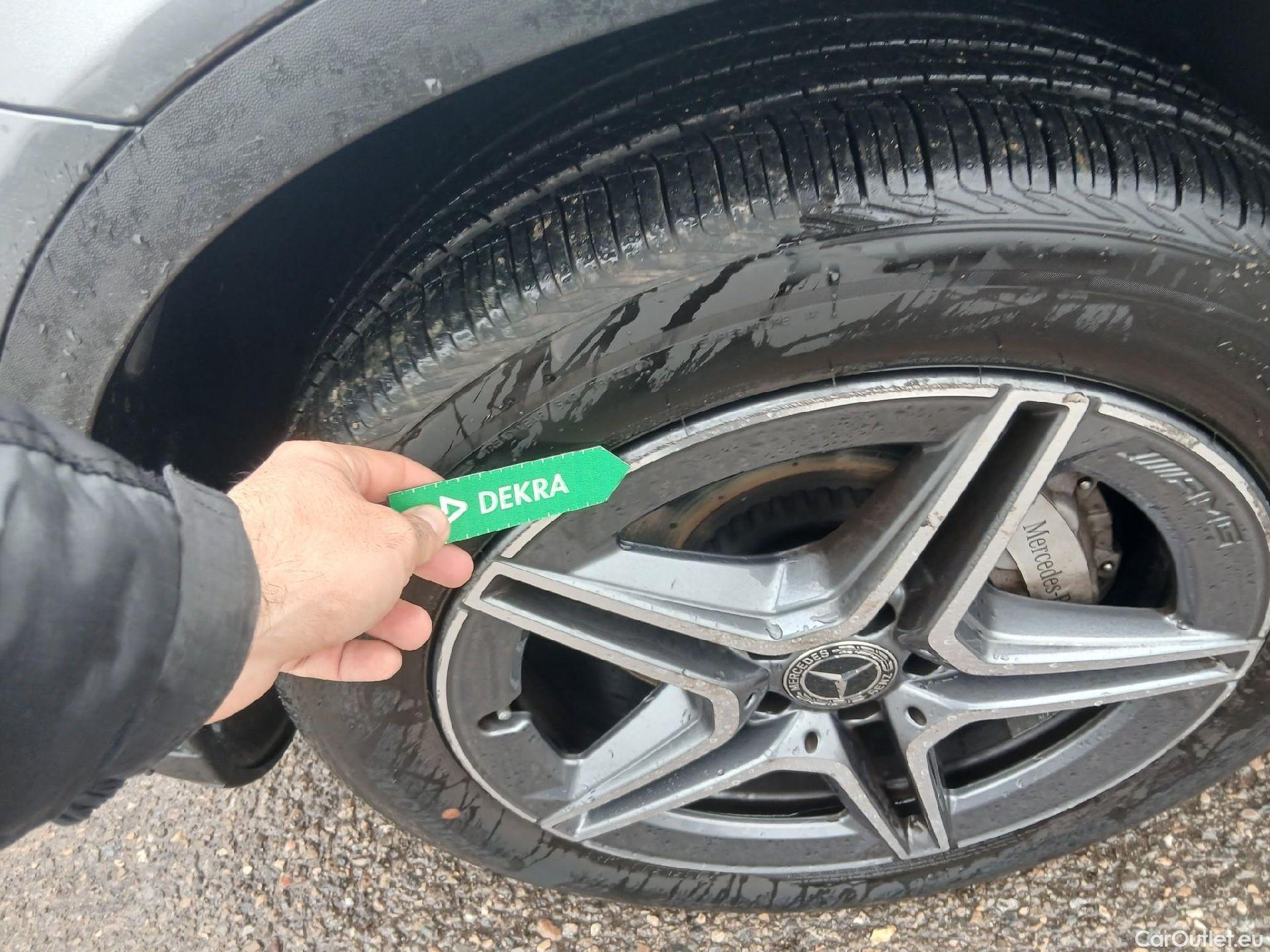  Mercedes  G-Klasee MERCEDES-BENZ Clase GLC / 2019 / 5P / todoterreno GLC 300 de 4MATIC #5