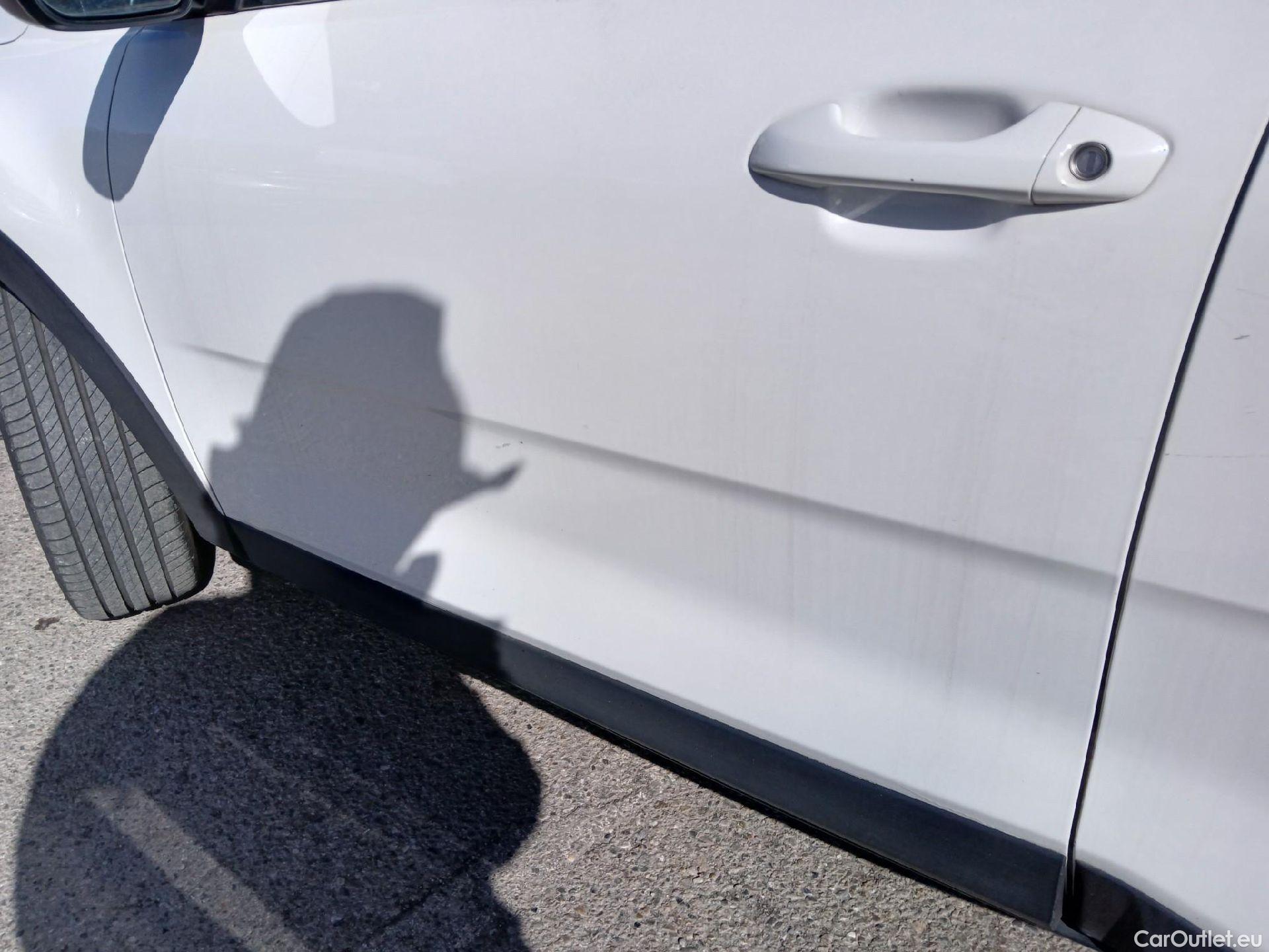  KIA  STONIC  Drive 1.0 T-GDI 120CV AT7 E6d #10