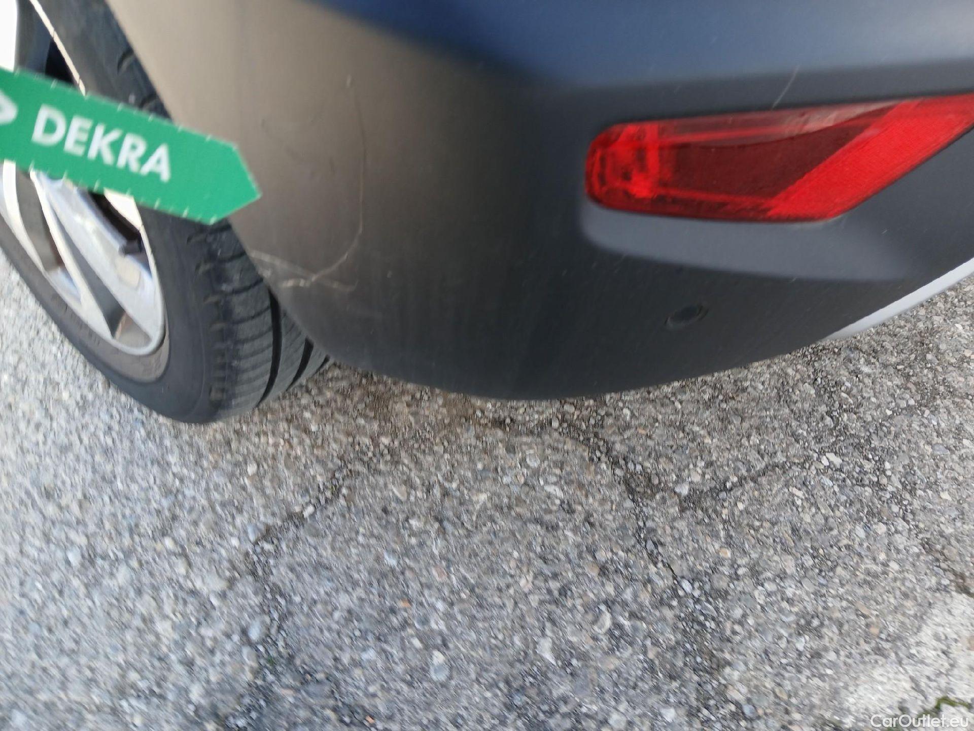  KIA  STONIC  Drive 1.0 T-GDI 120CV AT7 E6d #17