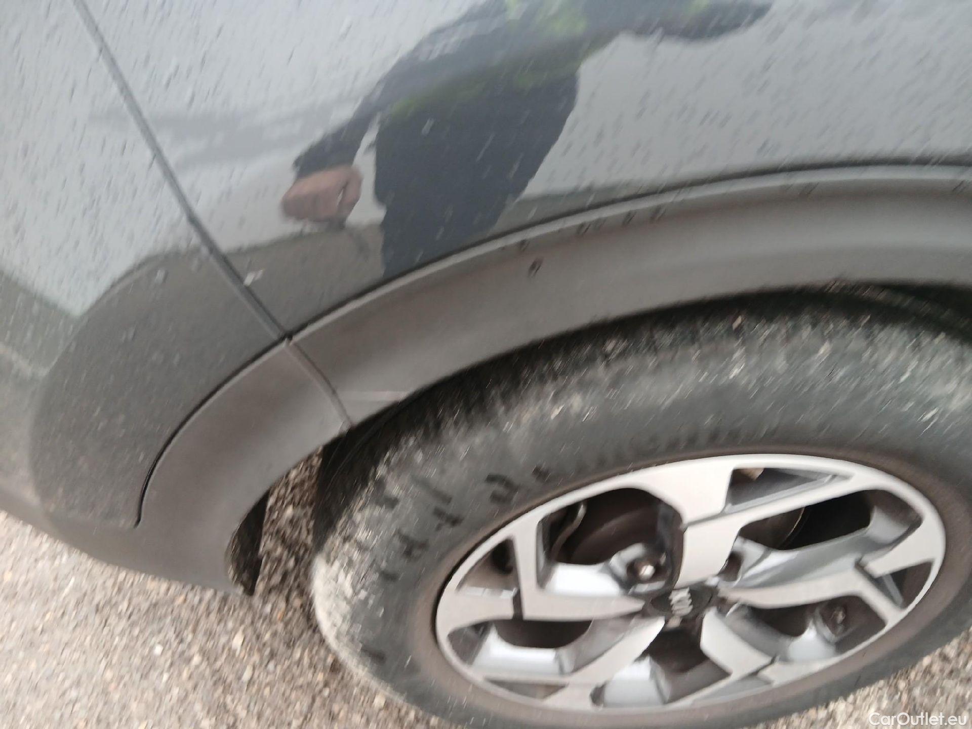  KIA  Sportage KIA  1.6MHEV Drive 100kW(136CV) 4x2(Crist Tintados)(CX) #23