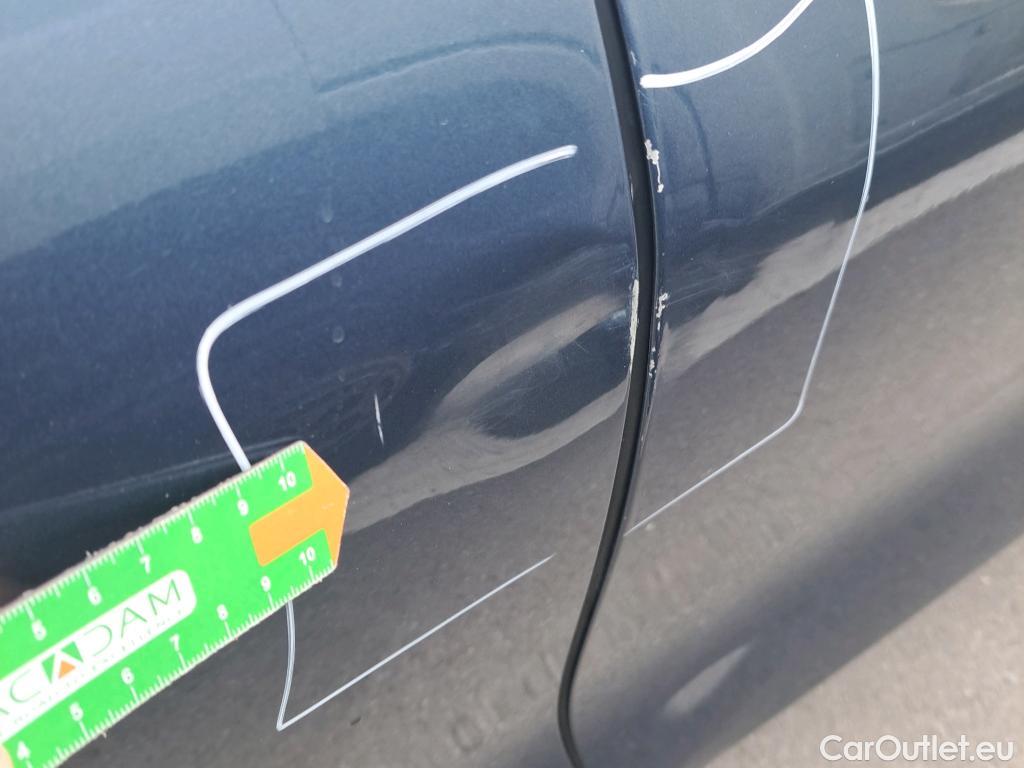  Ford  Focus FORD  / 2018 / 5P / familiar 1.5 Ecoblue 88kW Titanium Sportbr. #17