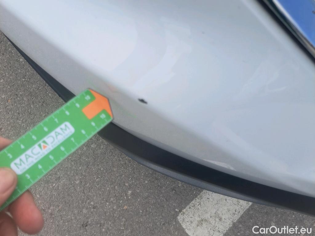  Citroen  C4 CITROEN  / 2020 / 5P / berlina con portón BlueHdi 130 S&S EAT8 Shine #21