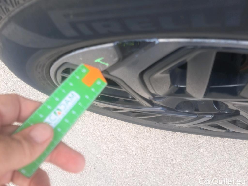  Citroen  C4 CITROEN  / 2020 / 5P / berlina con portón BlueHdi 130 S&S EAT8 Shine #7