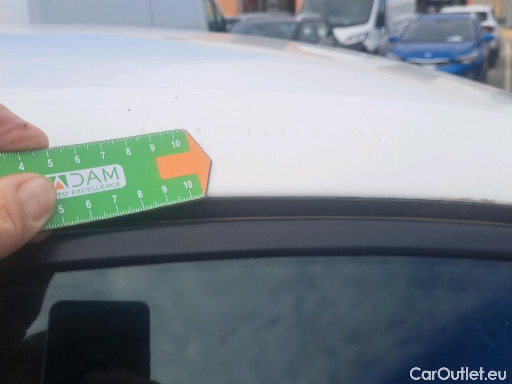  Citroen  C4 CITROEN  / 2020 / 5P / berlina con portón BlueHdi 130 S&S EAT8 Shine #50