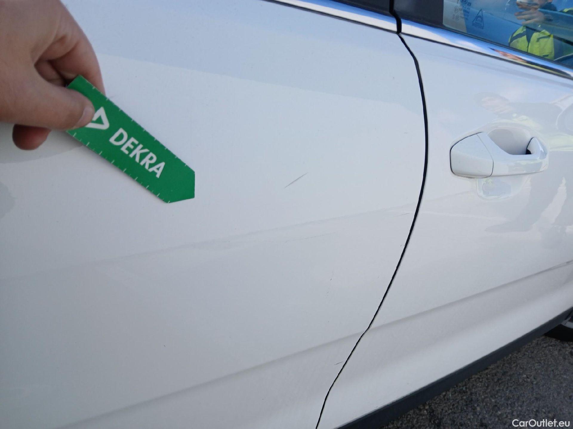  KIA  STONIC  Drive 1.0 T-GDI 120CV AT7 E6d #19