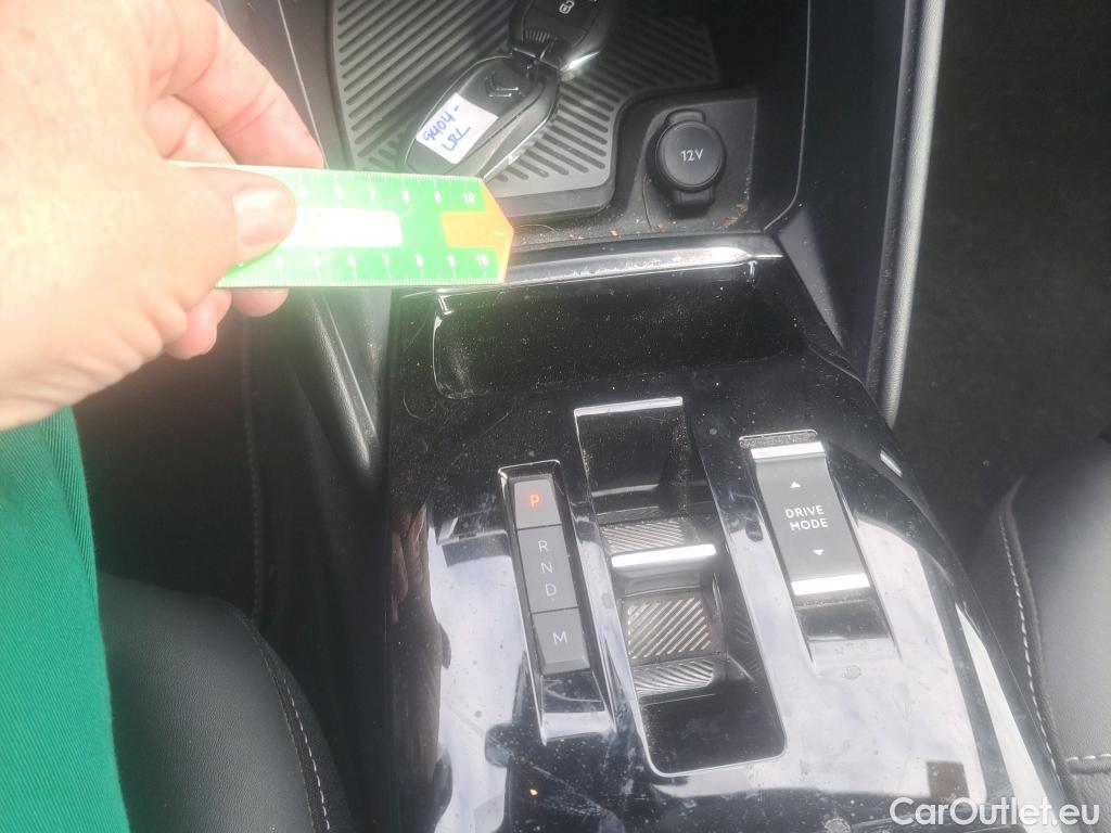  Citroen  C4 CITROEN  / 2020 / 5P / berlina con portón BlueHdi 130 S&S EAT8 Shine #53