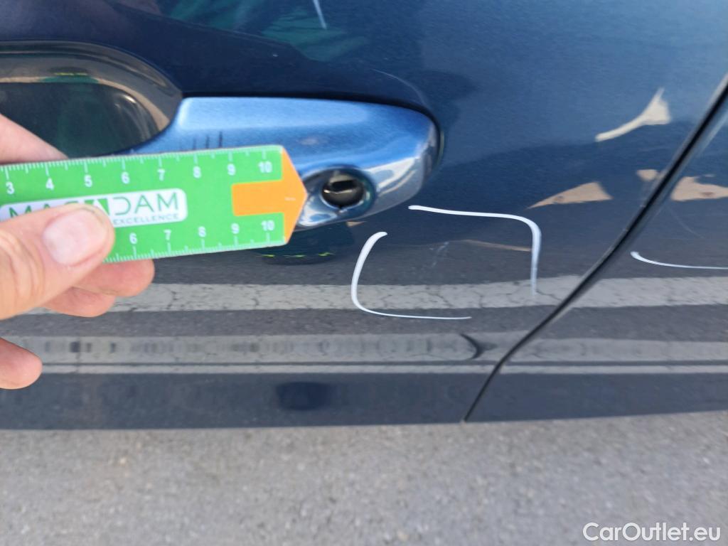  Ford  Focus FORD  / 2018 / 5P / familiar 1.5 Ecoblue 88kW Titanium Sportbr. #28