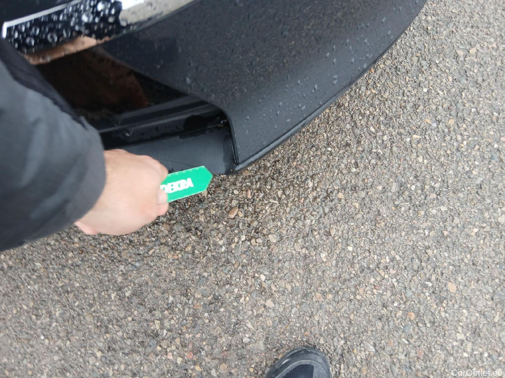  KIA  Sportage KIA  1.6MHEV Drive 100kW(136CV) 4x2(Crist Tintados)(CX) #4