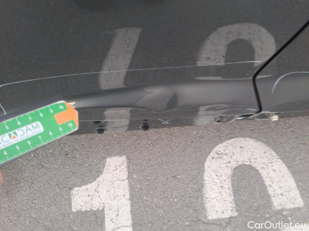  Nissan  Juke NISSAN  / 2019 / 5P / crossover DIG-T 84 kW (114 CV) 6M/T N-Connecta #3