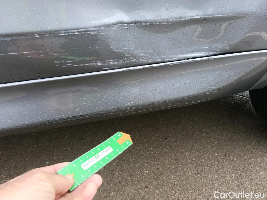  Land Rover  Discovery LAND ROVER  Sport / 2019 / 5P / todoterreno 1.5 I3 PHEV 309PS AWD Auto R-Dynamic S #21