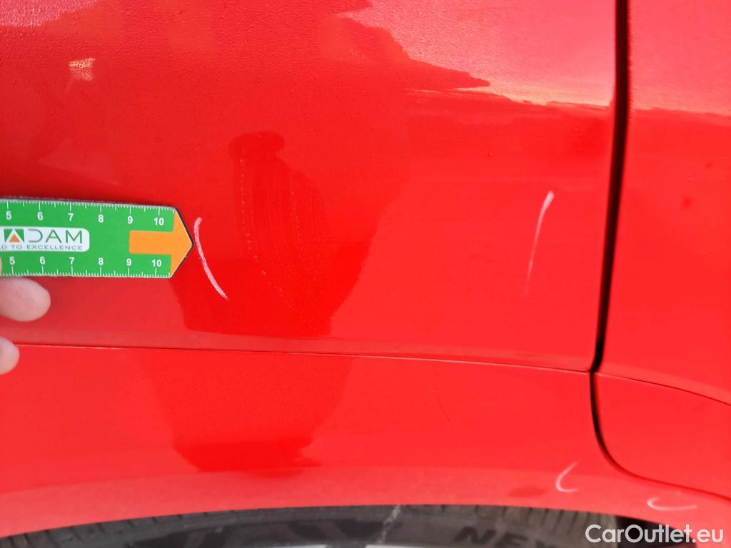  Hyundai  Konna HYUNDAI Kona / 2020 / 5P / todoterreno 150kW EV Tecno 2C #29