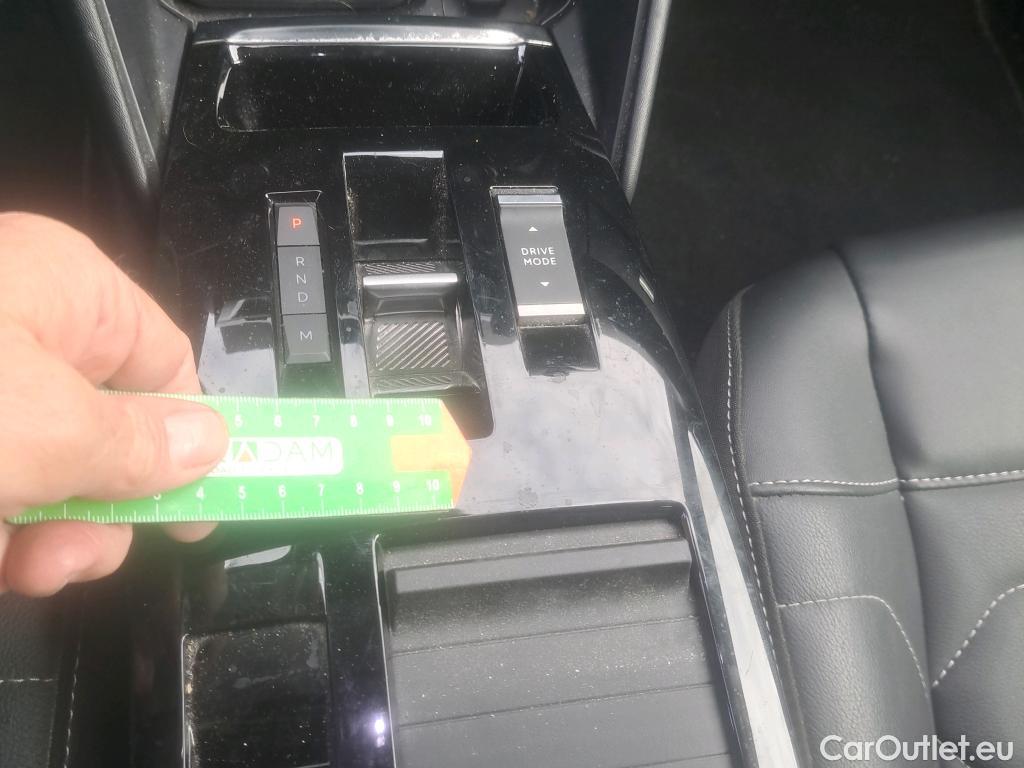  Citroen  C4 CITROEN  / 2020 / 5P / berlina con portón BlueHdi 130 S&S EAT8 Shine #55