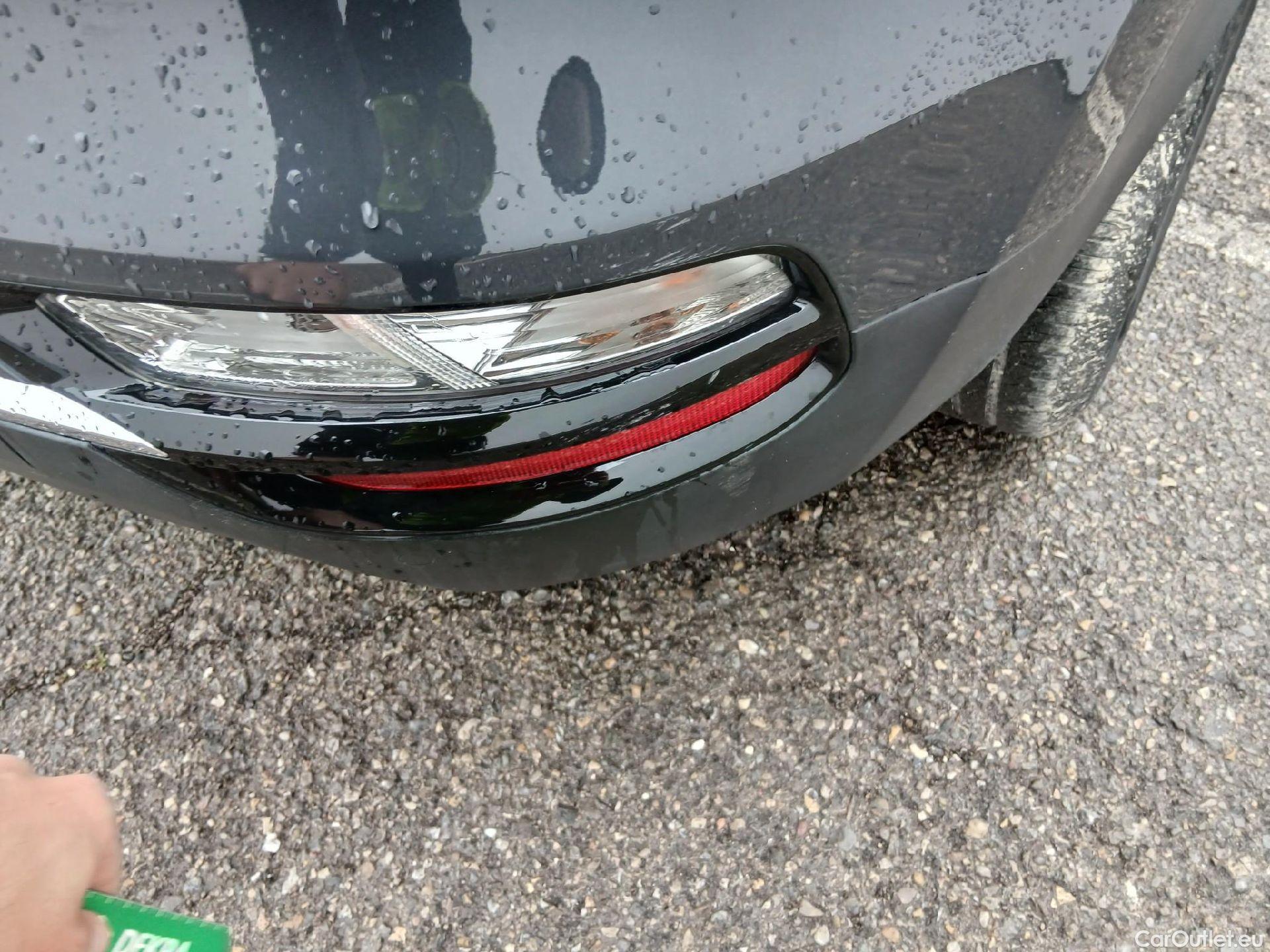  KIA  Sportage KIA  1.6MHEV Drive 100kW(136CV) 4x2(Crist Tintados)(CX) #20