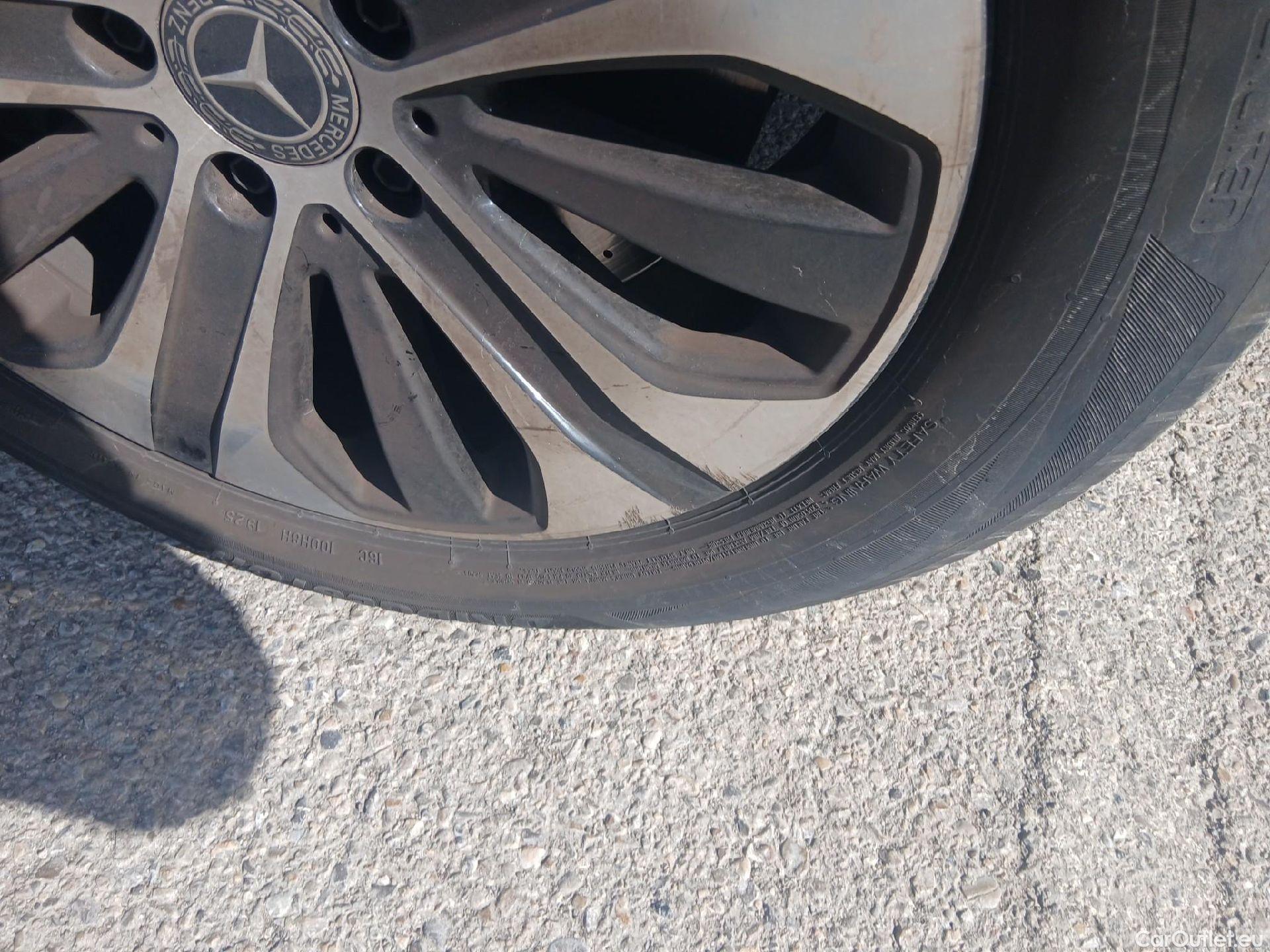  Mercedes  G-Klasee MERCEDES-BENZ Clase GLC / 2019 / 5P / todoterreno GLC 300 e 4MATIC #17