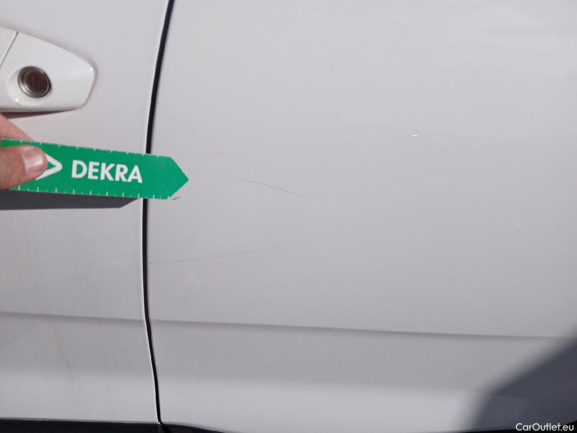  KIA  STONIC  Drive 1.0 T-GDI 120CV AT7 E6d #12