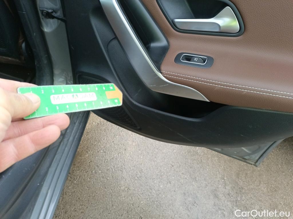  Mercedes  A-Klasse MERCEDES-BENZ Clase A / 2018 / 4P / sedán Sedán A 250 e #1