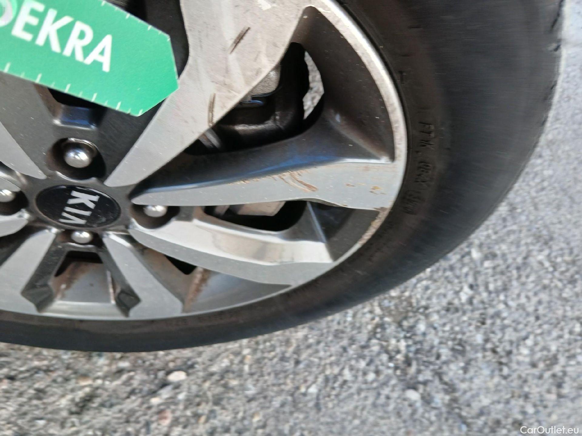  KIA  STONIC  Drive 1.0 T-GDI 120CV AT7 E6d #22