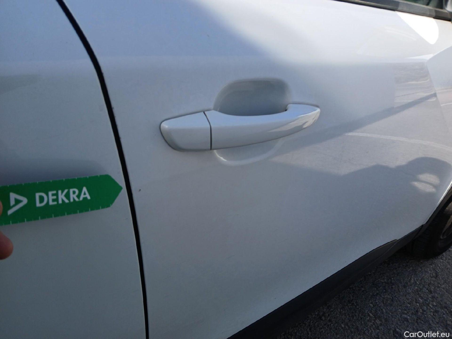  Peugeot  2008  Active Pack 1.2 PureTech 130CV MT6 E6d #18