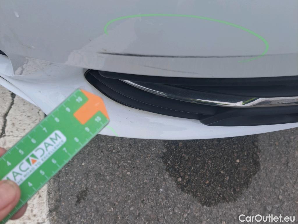  Peugeot  308 PEUGEOT  / 2017 / 5P / familiar SW Active Pack BlueHDi 130 S&S #9