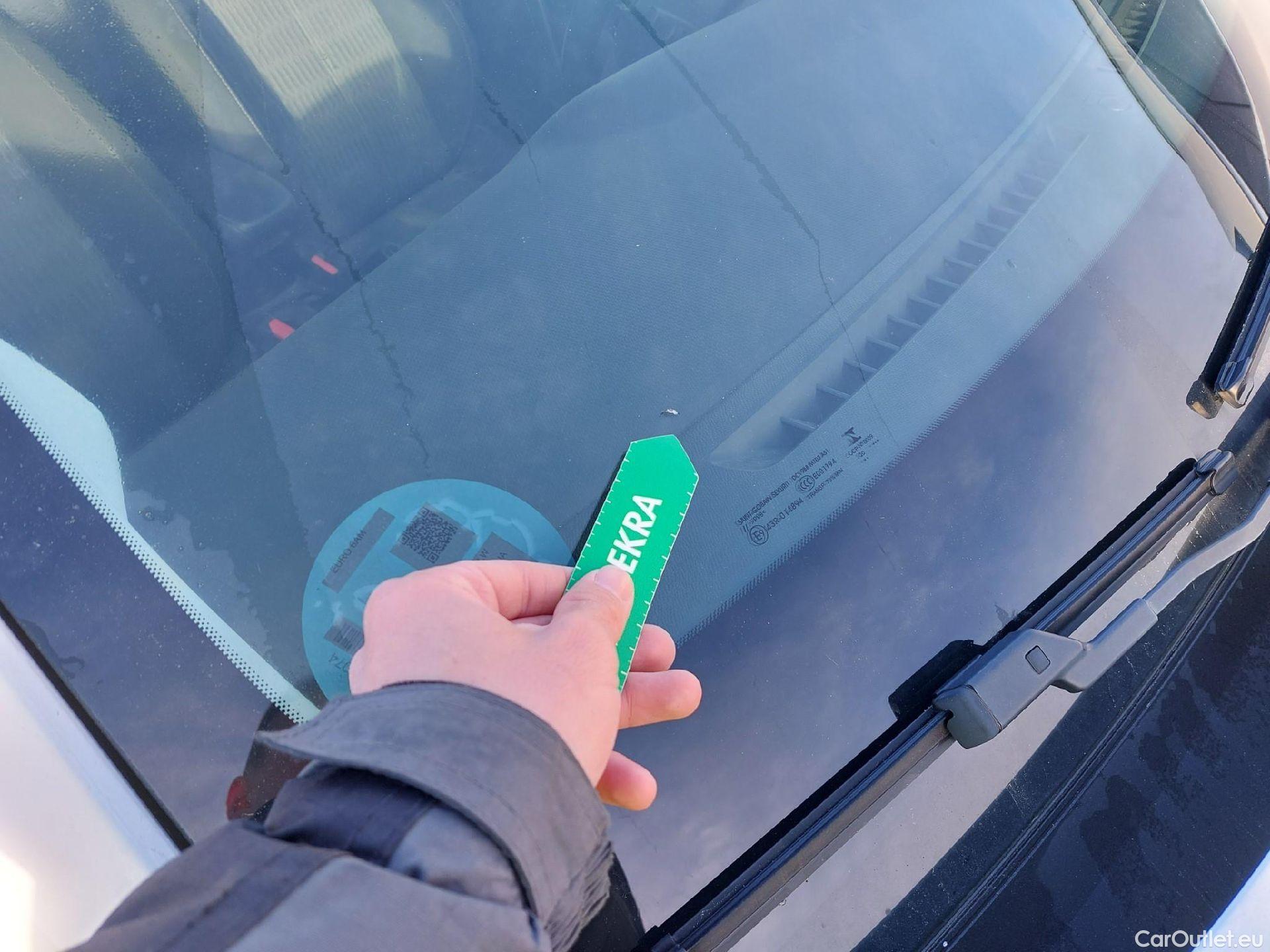  Opel  Corsa OPEL  / 2019 / 5P / berlina con portón 1.2T XHL 74kW (100CV) Edition #27