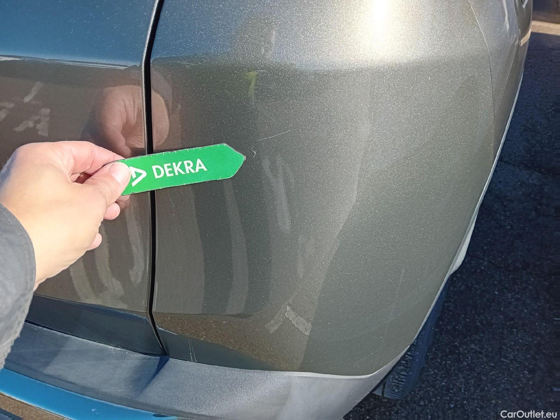  Peugeot  3008 PEUGEOT  / 2016 / 5P / todoterreno 1.5L BlueHDi 96kW (130CV) S&S Active (AC2) #12