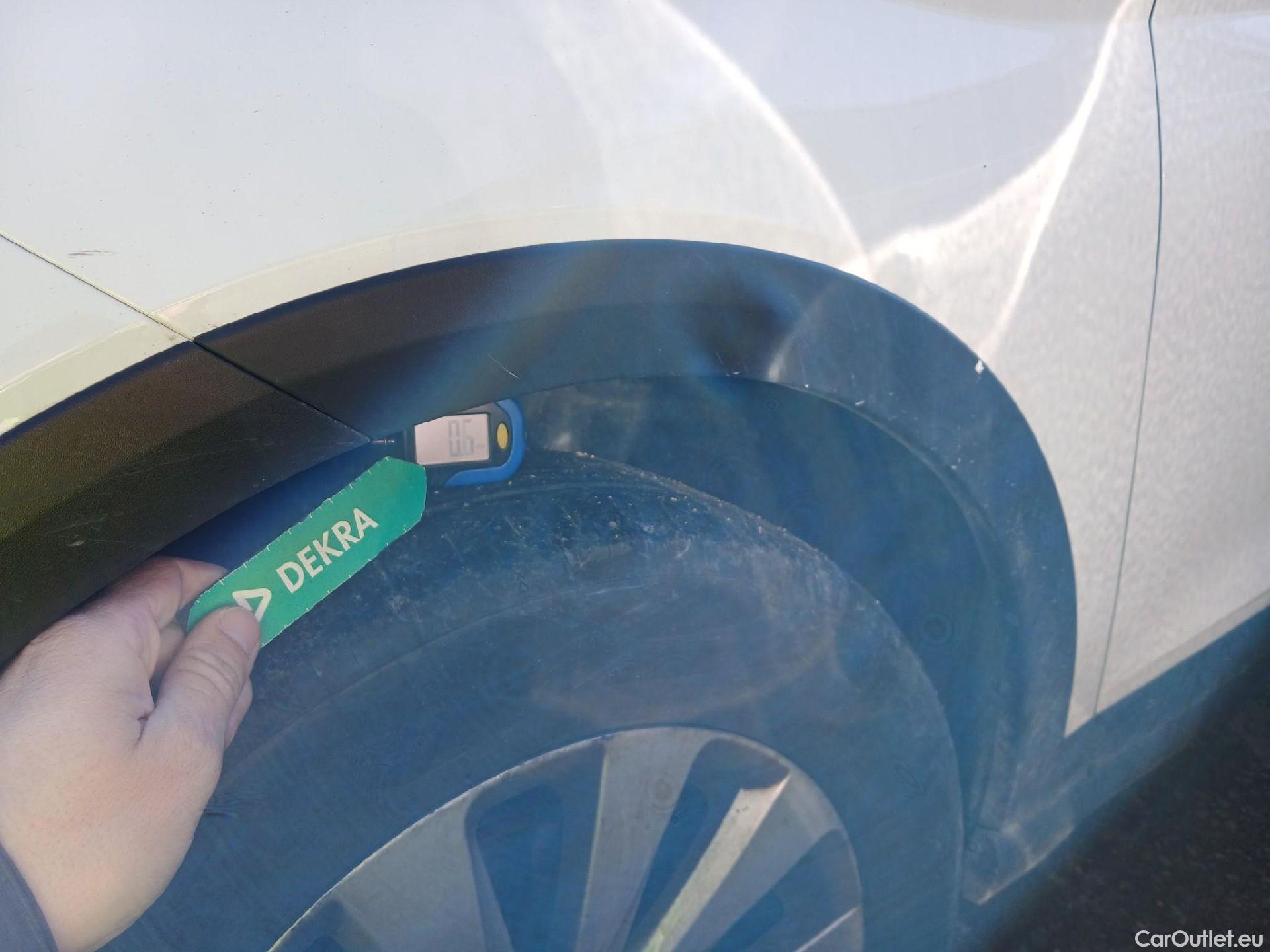  Seat  Arona  Style XM 1.0 TSI 110CV MT6 E6d * #2