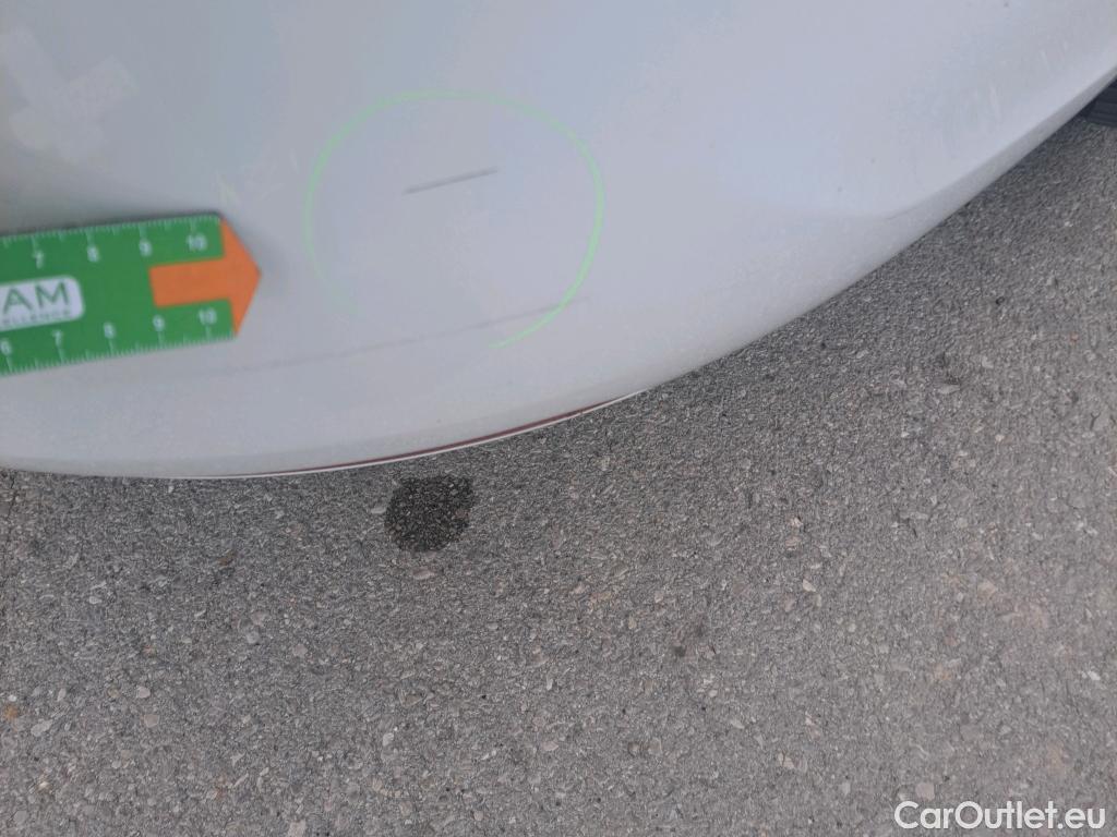  Peugeot  308 PEUGEOT  / 2017 / 5P / familiar SW Active Pack BlueHDi 130 S&S #13