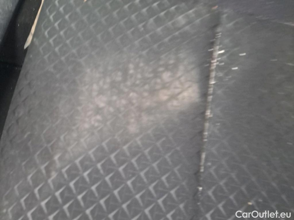  Nissan  Juke NISSAN  / 2019 / 5P / crossover DIG-T 84 kW (114 CV) 6M/T N-Connecta #29