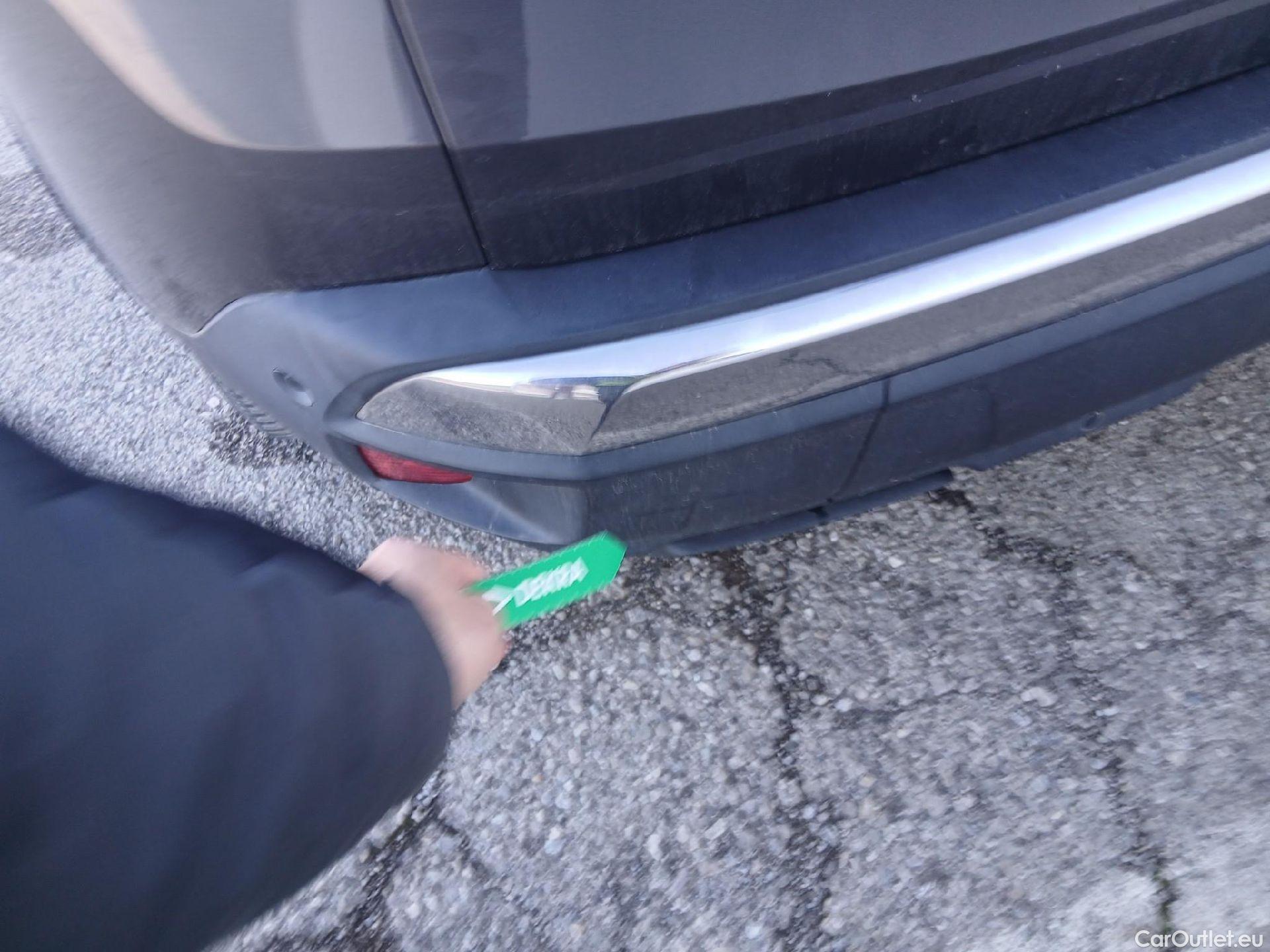  Peugeot  3008 PEUGEOT  Hybrid / 2020 / 5P / todoterreno 225 e-EAT8 Allure (AC2) #14