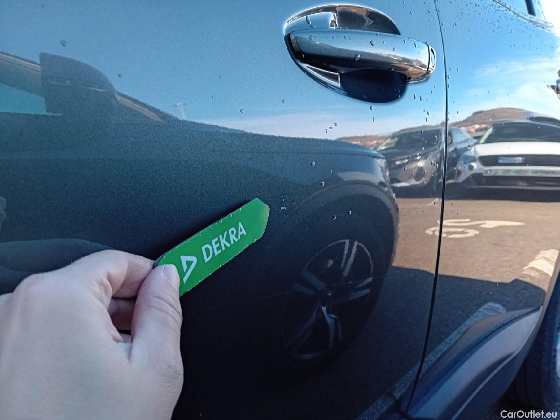  Peugeot  3008 PEUGEOT  / 2016 / 5P / todoterreno 1.5L BlueHDi 96kW (130CV) S&S Active (AC2) #3