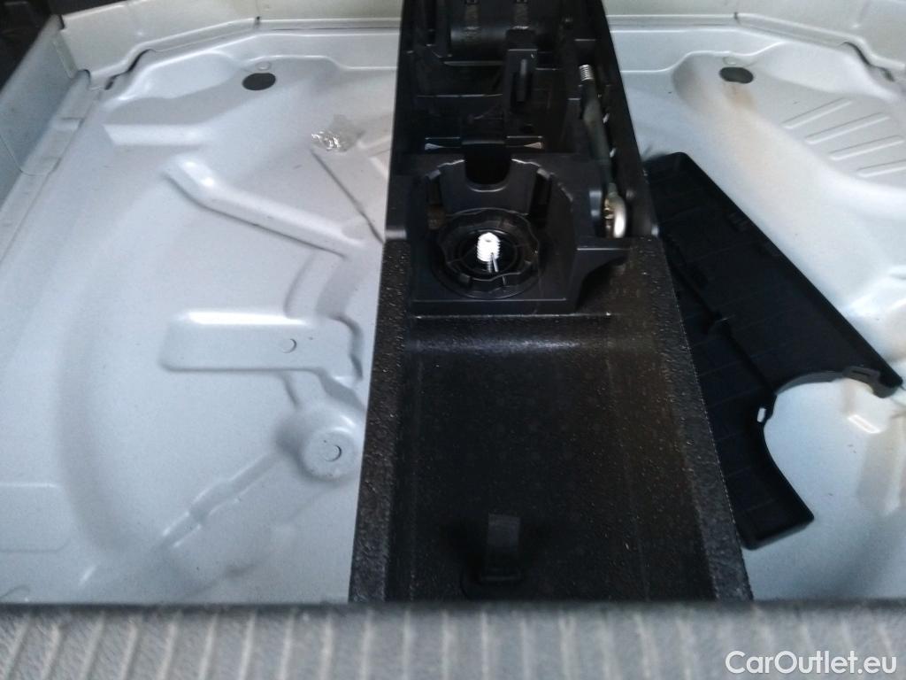  Opel   Grandland X OPEL Grandland / 2021 / 5P / todoterreno 1.5 CDTi Business Edition Auto #1