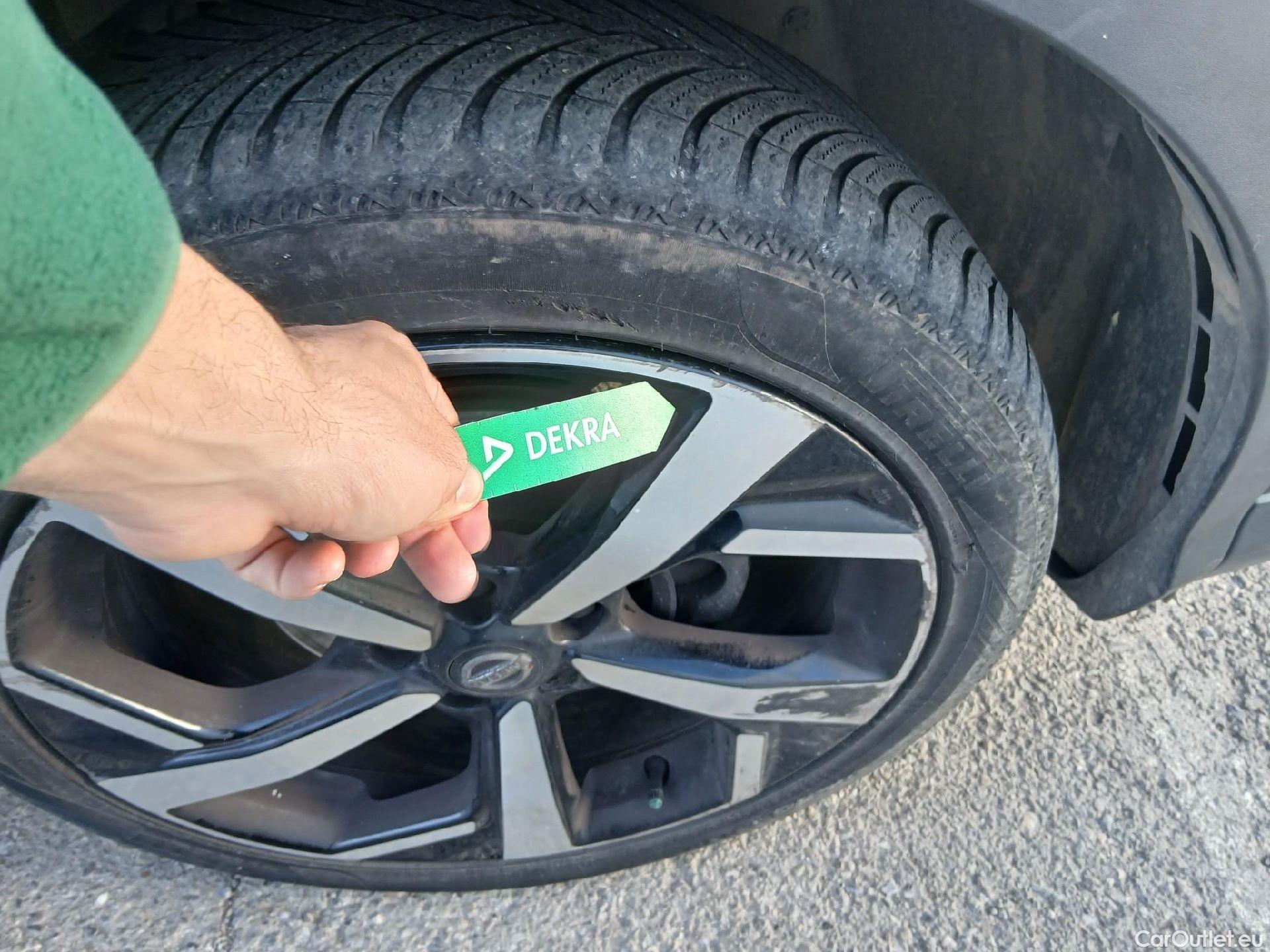  Nissan  Qashqai NISSAN  / 2017 / 5P / todoterreno dCi 85 kW (115 CV) E6D TEKNA+ #45