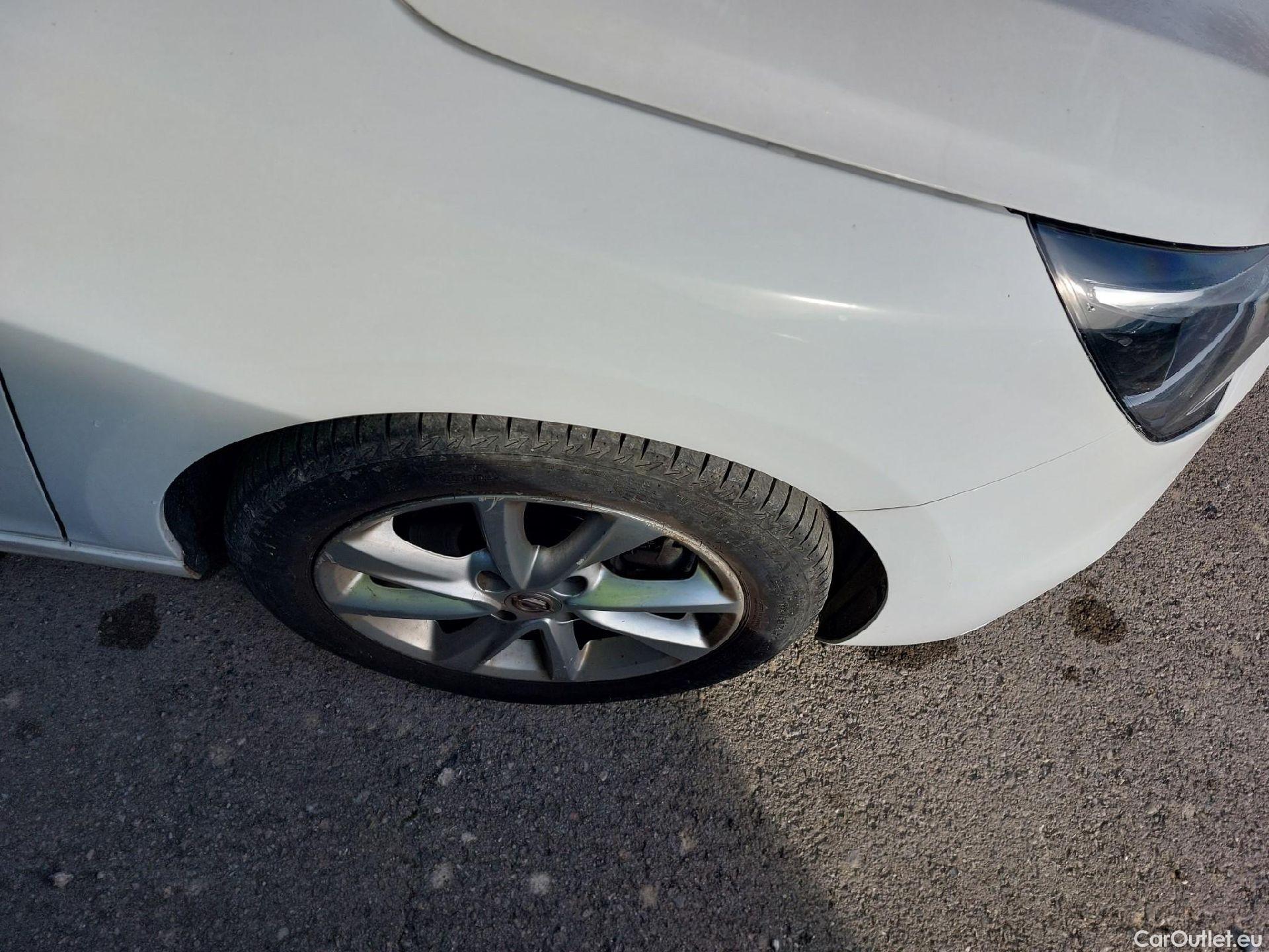  Opel  Corsa OPEL  / 2019 / 5P / berlina con portón 1.2T XHL 74kW (100CV) Edition #25