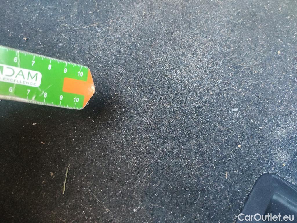  Audi  Q2 AUDI  / 2016 / 5P / todoterreno Design 30 TFSI 85kW (116CV) #10