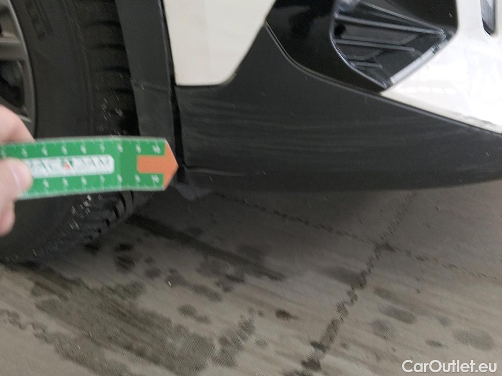  Peugeot  2008 PEUGEOT  / 2019 / 5P / todoterreno Active Pack BlueHDI 81kW (110CV) #14