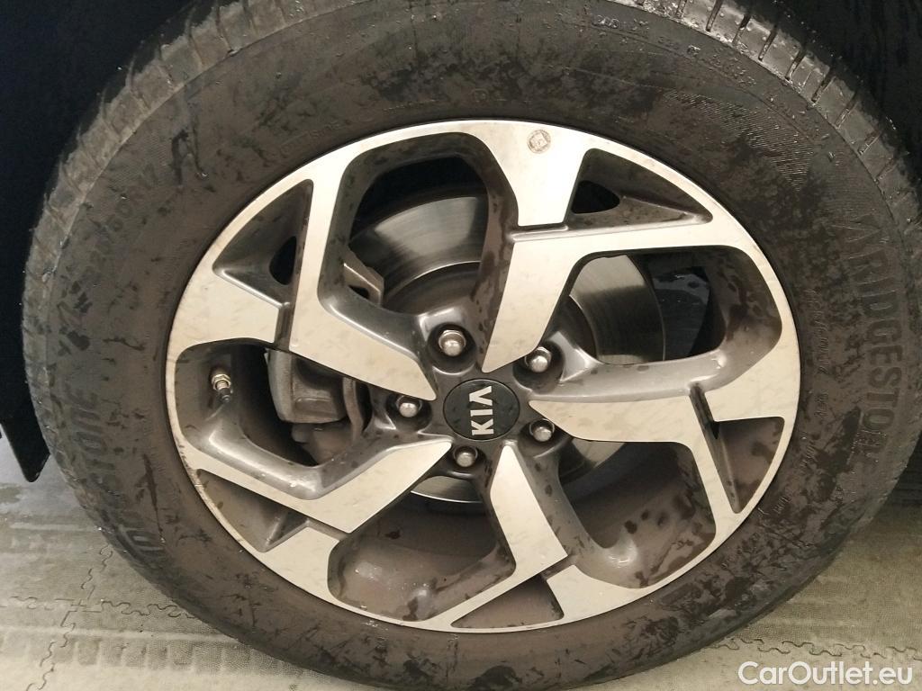  KIA  Sportage KIA  / 2018 / 5P / todoterreno 1.6 MHEV Business DCT 100kW (136CV) 4X2 #3